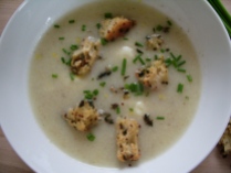 Cauliflower soup with mustard croutons